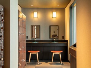Public bath - Hotel Claire Higasa (Himeji)