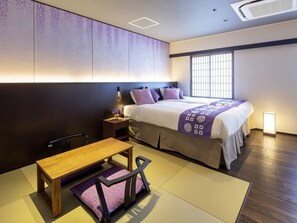 Deluxe Japanese-Western Room, Non-Smoking, Bathtub | Desk, free WiFi - Hotel Claire Higasa (Himeji)