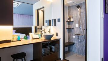 Deluxe Japanese-Western Room, Non-Smoking, Shower | Bathroom | Free toiletries, hair dryer, slippers, bidet