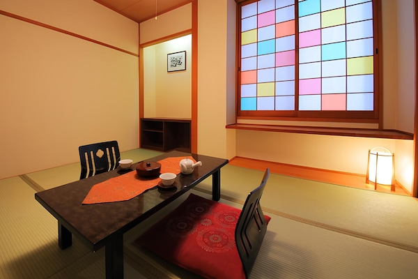 Japanese Room (6 Tatami Mats), Non Smoking | Desk, free WiFi