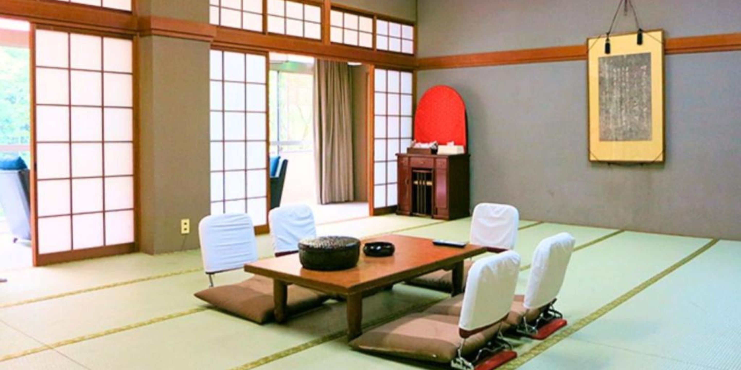 Quarto família | Cofres nos quartos, Wi-Fi de cortesia