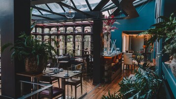 Daily continental breakfast (GBP 12 per person)