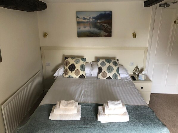 Free WiFi, bed sheets - The Black Swan Inn (Penrith)