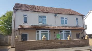 Bagian depan properti