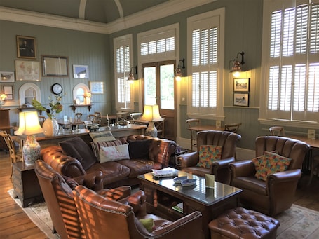 Bar. The Old Railway Station