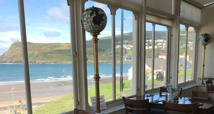 The Falcon S Nest Hotel