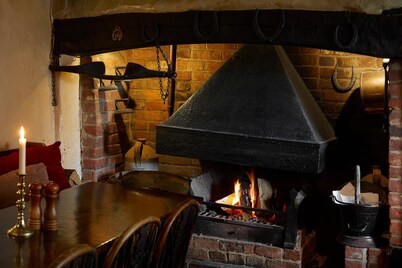 The Compasses Inn