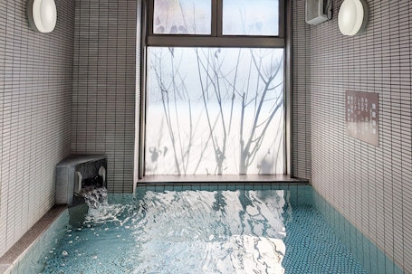 Public bath. Green Rich Hotel Aso Kumamoto Airport Artificial Hot Spring Futamata Yunohana