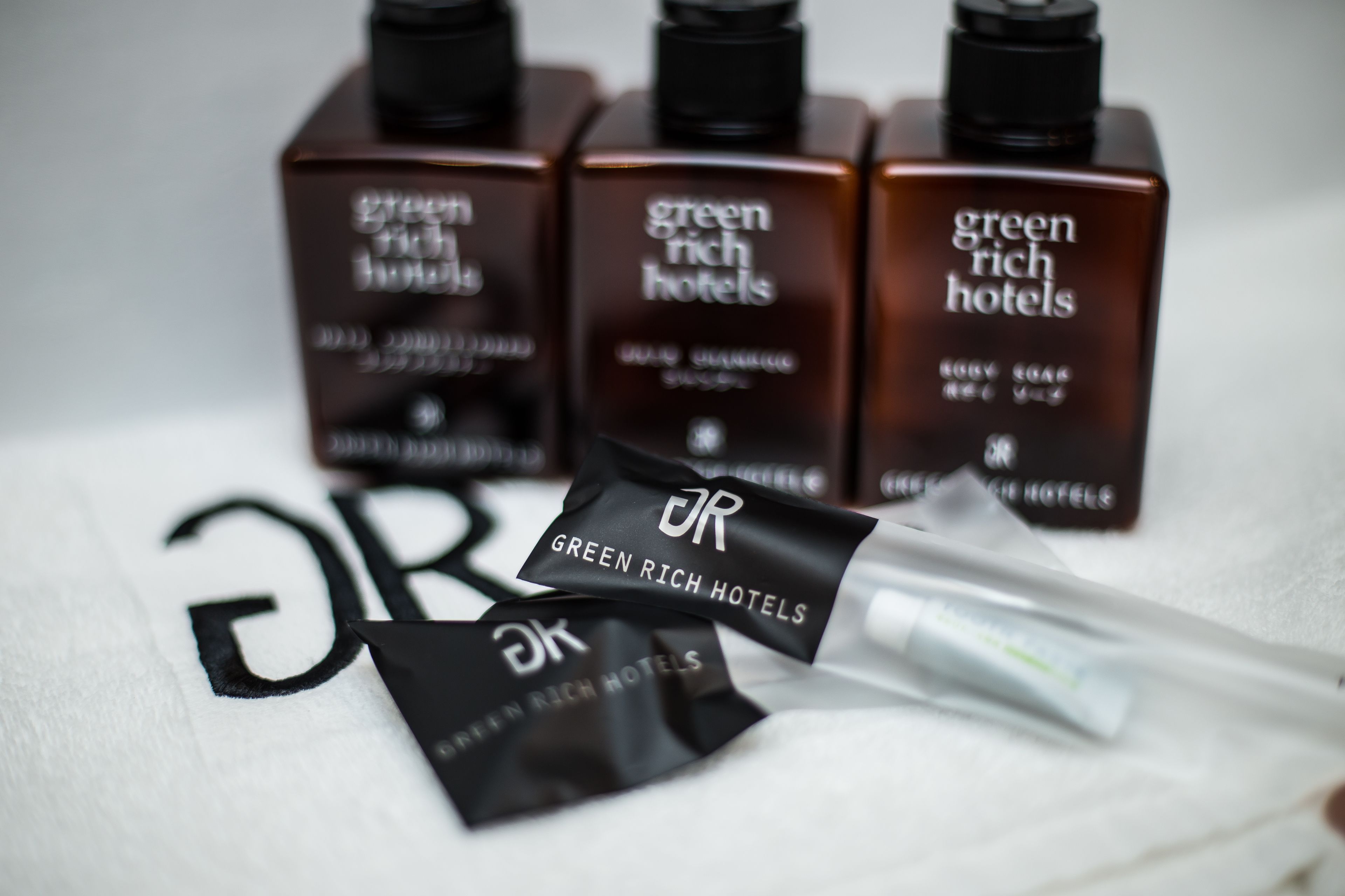 shower, free toiletries, hair dryer, slippers