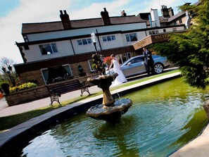 Exterior - The Sitwell Arms Hotel (Sheffield)