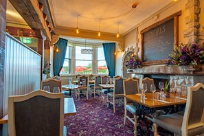 Dining - The Sitwell Arms Hotel (Sheffield)