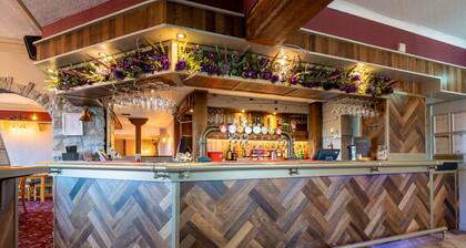 The Sitwell Arms Hotel