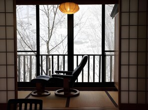 Interior - Yamamizuki (Minamioguni)