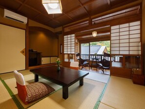 Interior - Yamamizuki (Minamioguni)