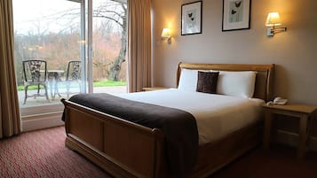 Spa Bridal Room | Desk, laptop workspace, iron/ironing board, free WiFi