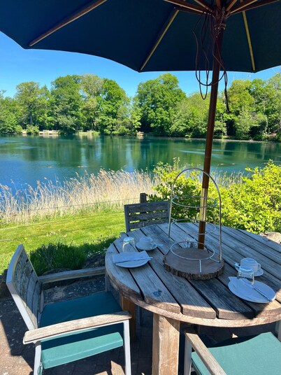 The Inn on the Lake Hotel