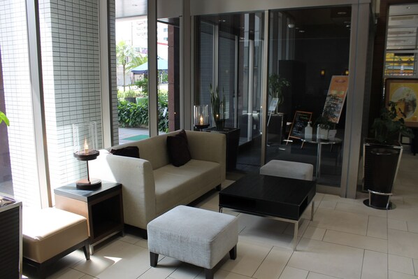 Lobby lounge - M's Hotel Clair Miyazaki (Miyazaki)