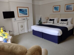 Deluxe Double or Twin Room, 1 King Bed, Valley View