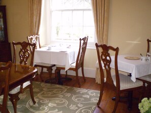 Free daily full breakfast  - Buckley Farmhouse (Sidmouth)