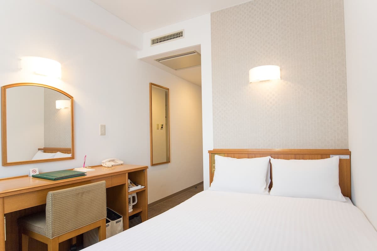 Double Room with small double bed 120cm, Non Smoking | Desk, laptop workspace, iron/ironing board, free WiFi