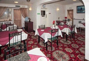 Breakfast area - Karema (Skegness)
