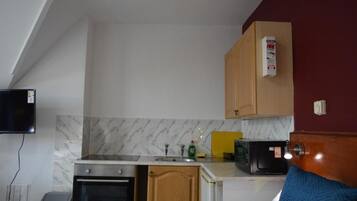 1 غرفة نوم ومكتب وواي فاي مجانًا