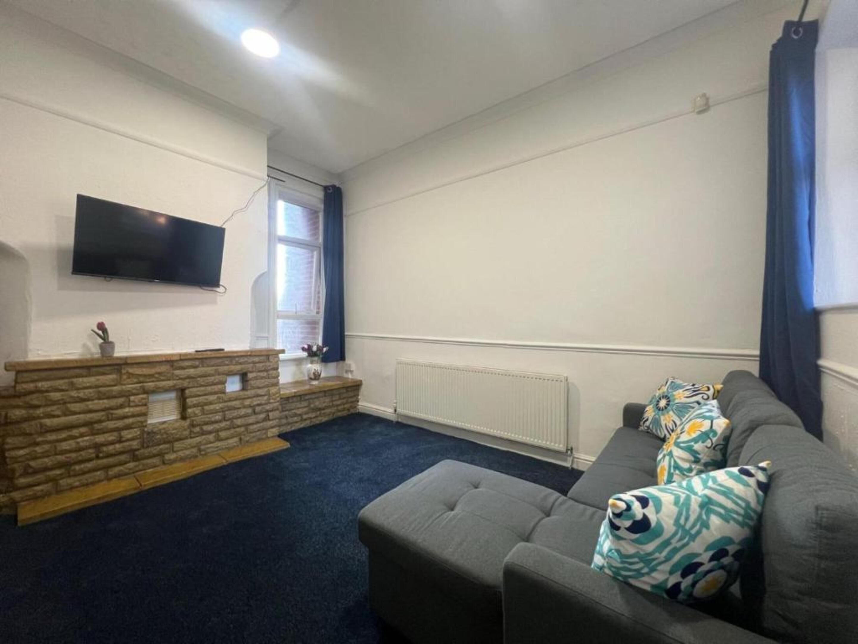 1 habitación, escritorio y wifi gratis 