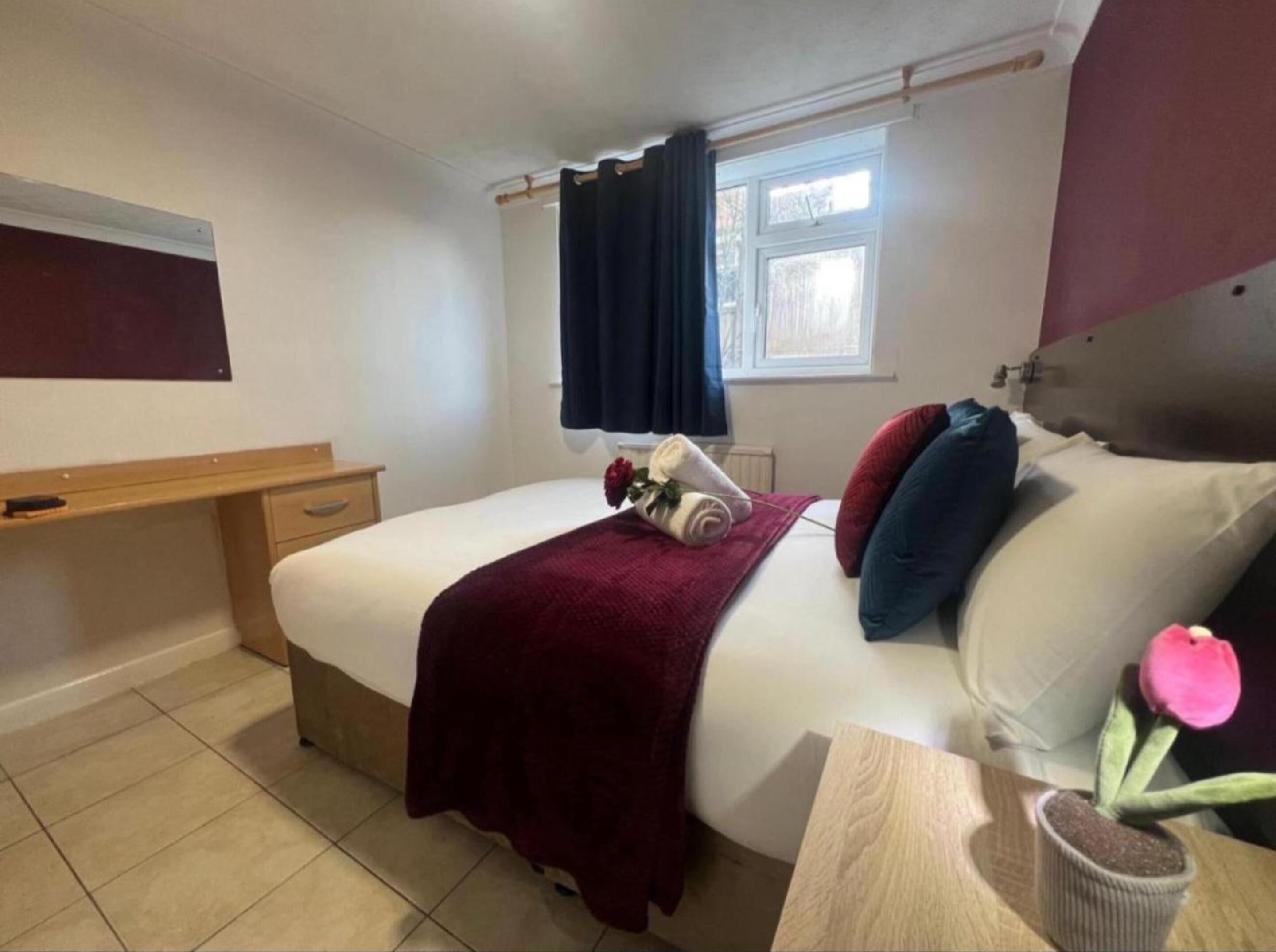 Căn hộ, 2 phòng ngủ (6 Guest) | 1 phòng ngủ, bàn, truy cập Internet không dây miễn phí 