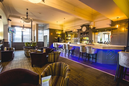 Bar (en la propiedad)