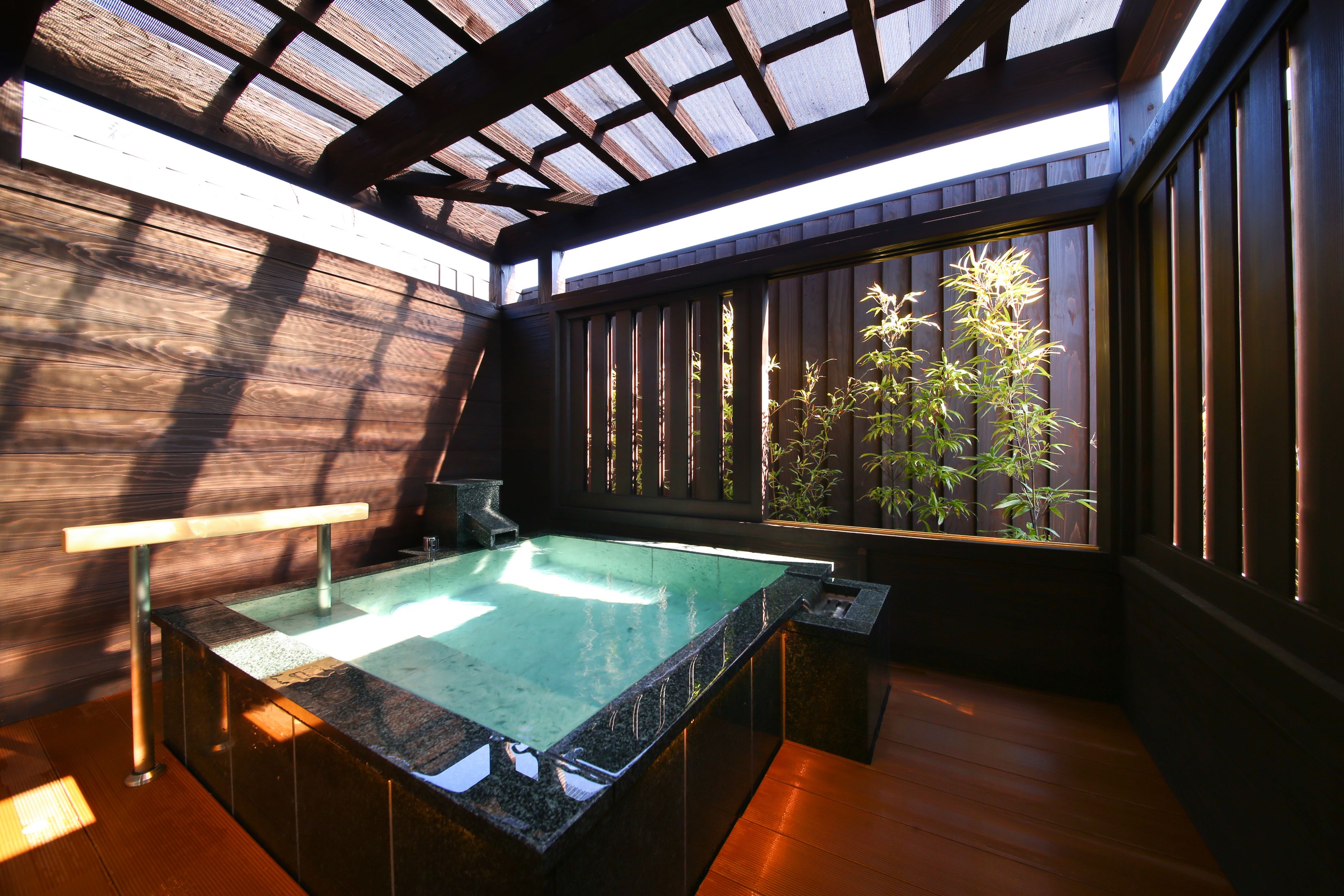 Standard Room w/Terrace & OpenAir Bath&Tatami Area - B - Hanayoshi Area (Fixed Menu (meal change not | Deep soaking bathtub