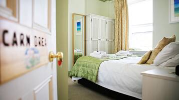Carn Brea Room | Iron/ironing board, free WiFi, bed sheets