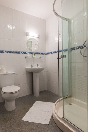 Shower, free toiletries, hair dryer, towels