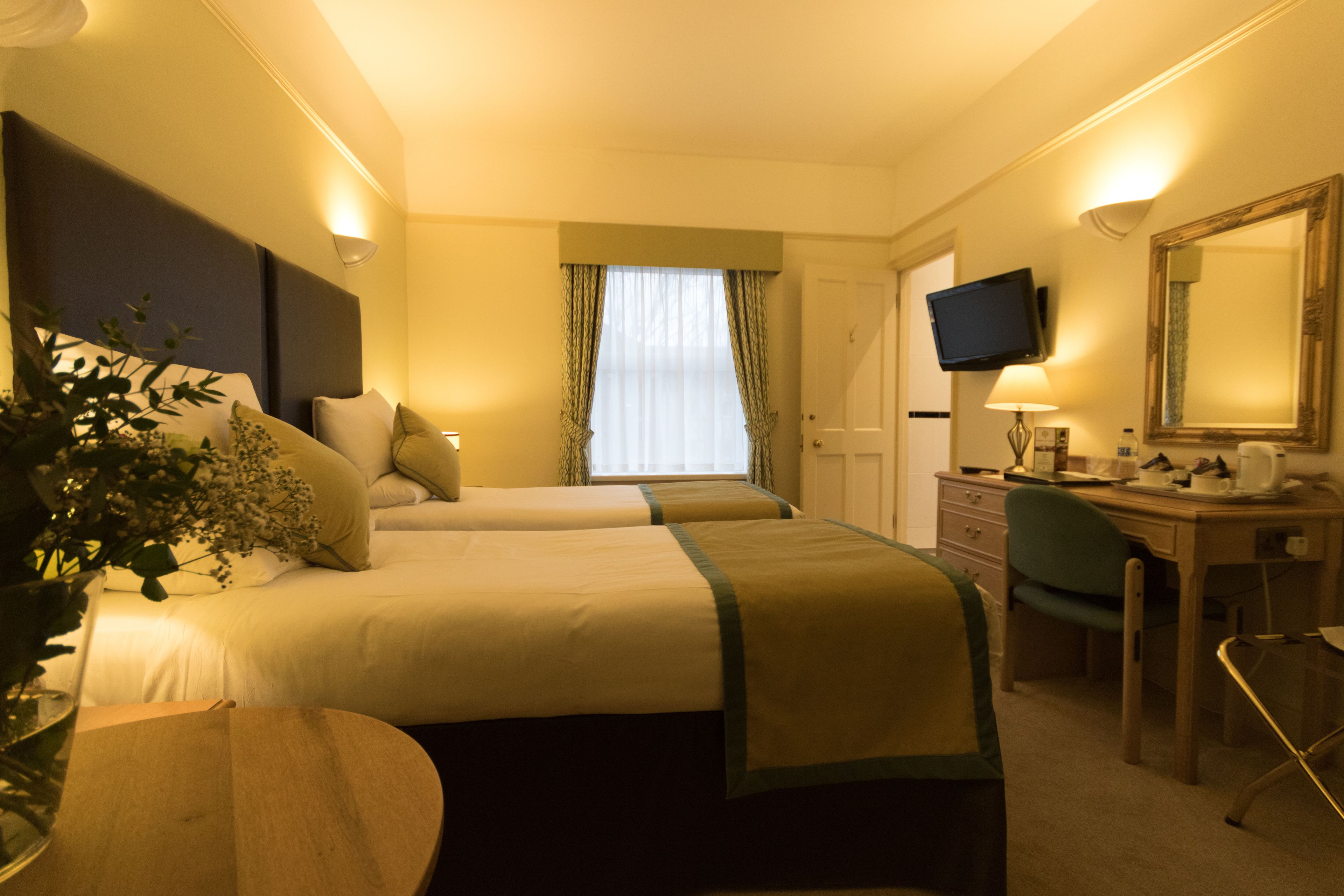 twin room | 1 bedroom, desk, laptop workspace, iron/ironing board