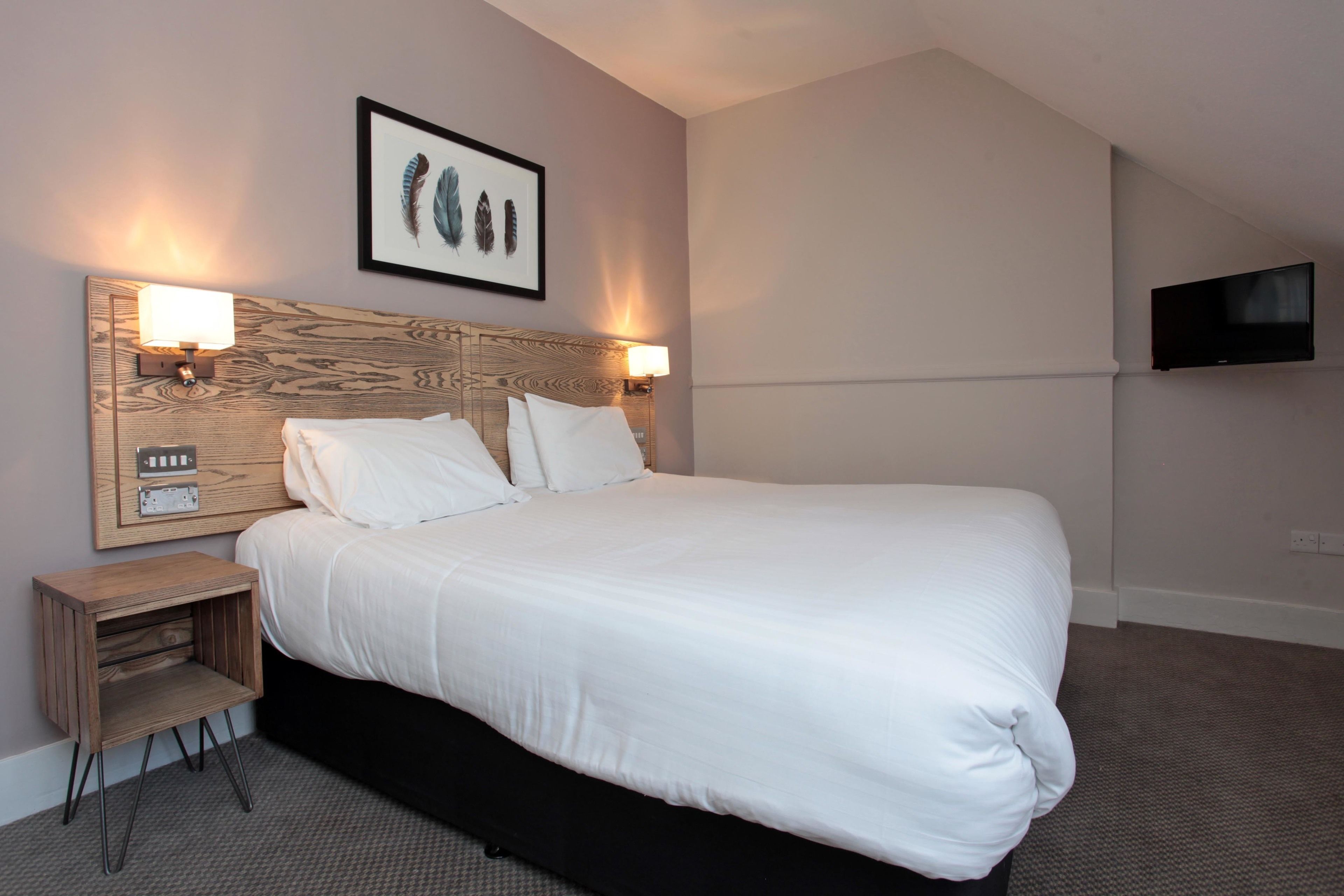 double room | 1 bedroom, premium bedding, iron/ironing board, free wifi