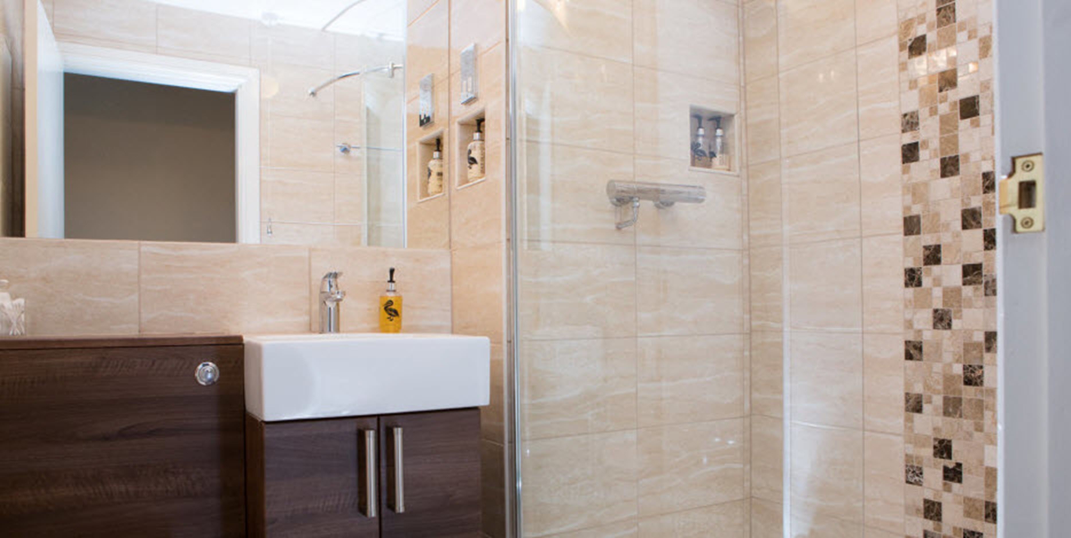 double room | bathroom | free toiletries, hair dryer, towels