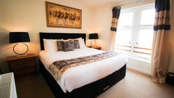 In-room safe, desk, blackout drapes, soundproofing