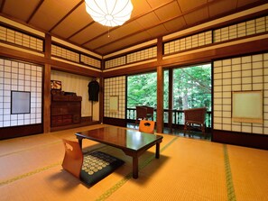 传统客房 (Japanese Style, 10 Tatami Mats) | 特色家居、免费 WiFi