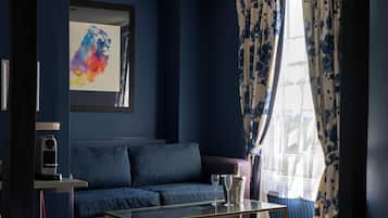 Family Double Room | Desk, free WiFi, bed sheets