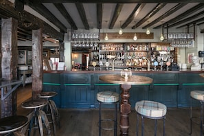 Interior - White Lion Tenterden (Tenterden)