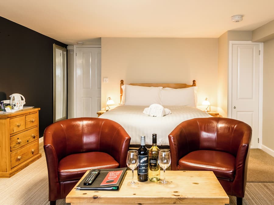 Standard Suite, 2 Bedrooms, Annex Building (No pets) | In-room safe, iron/ironing board, cribs/infant beds, free WiFi