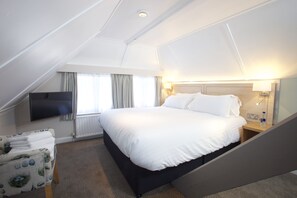 Fer et planche à repasser, Wi-Fi gratuit, draps fournis