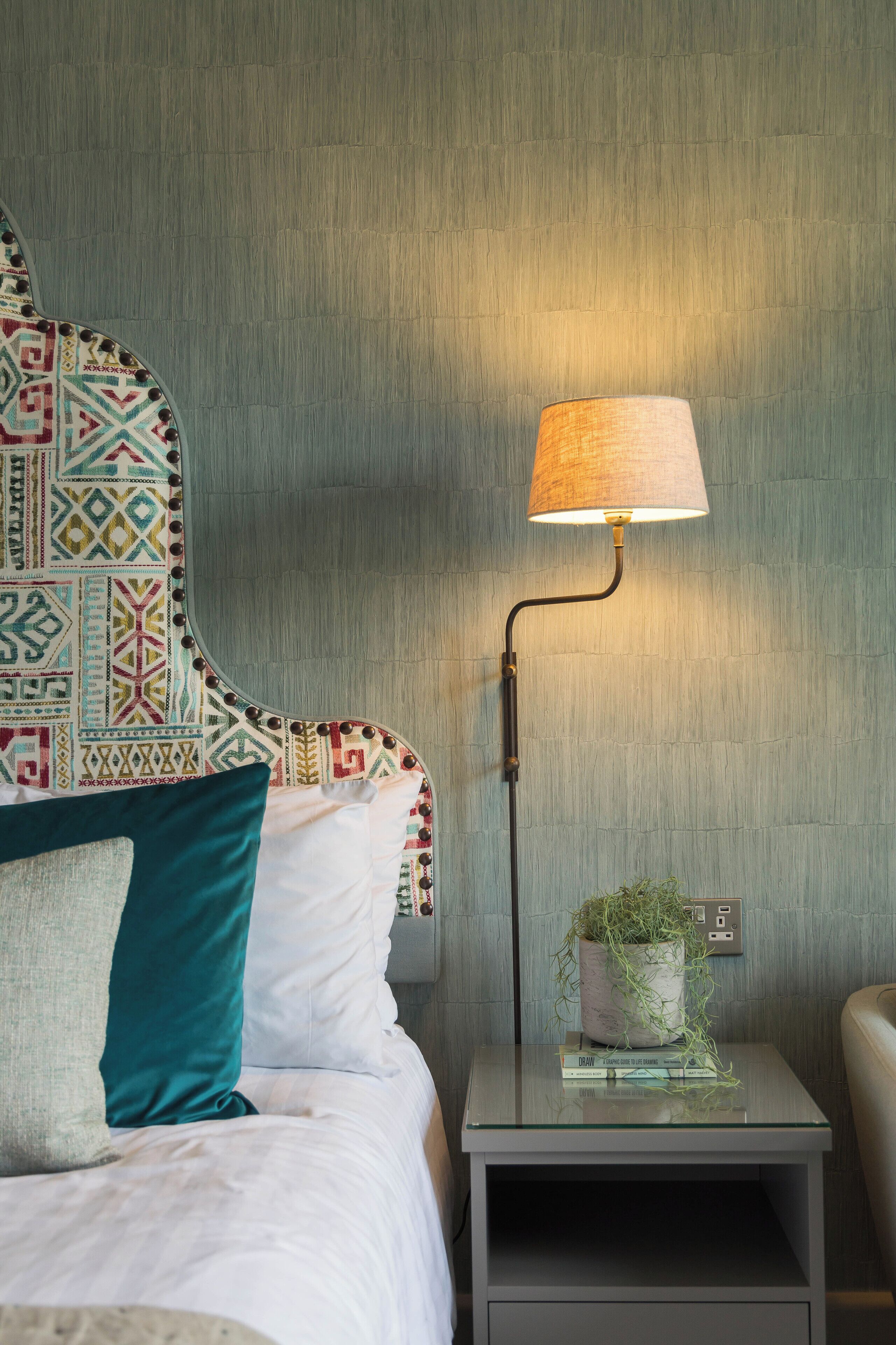 Refurbished Signature | Hypo-allergenic bedding, desk, laptop workspace, iron/ironing board
