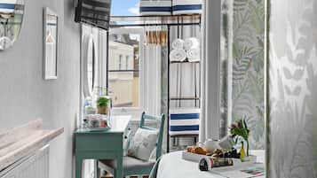 Quarto casal, suíte (Small) | Wi-Fi de cortesia, roupa de cama