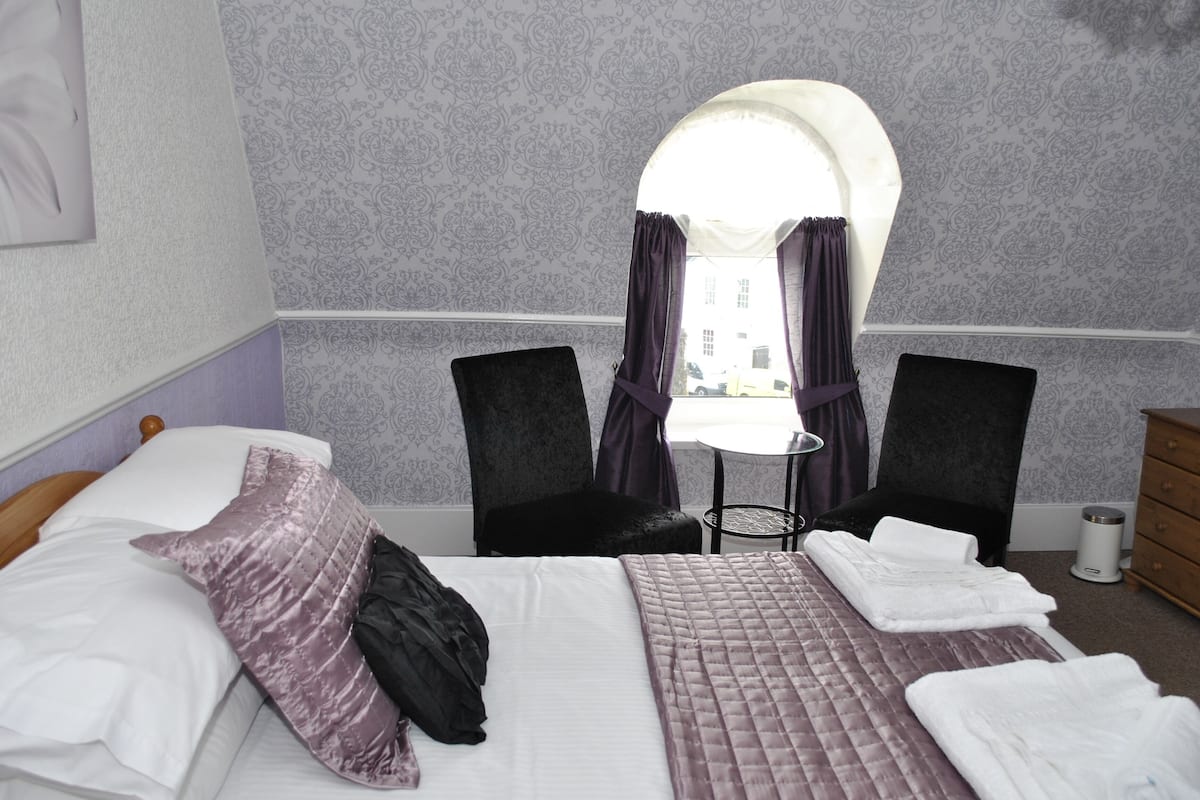 Deluxe tweepersoonskamer, en-suite badkamer