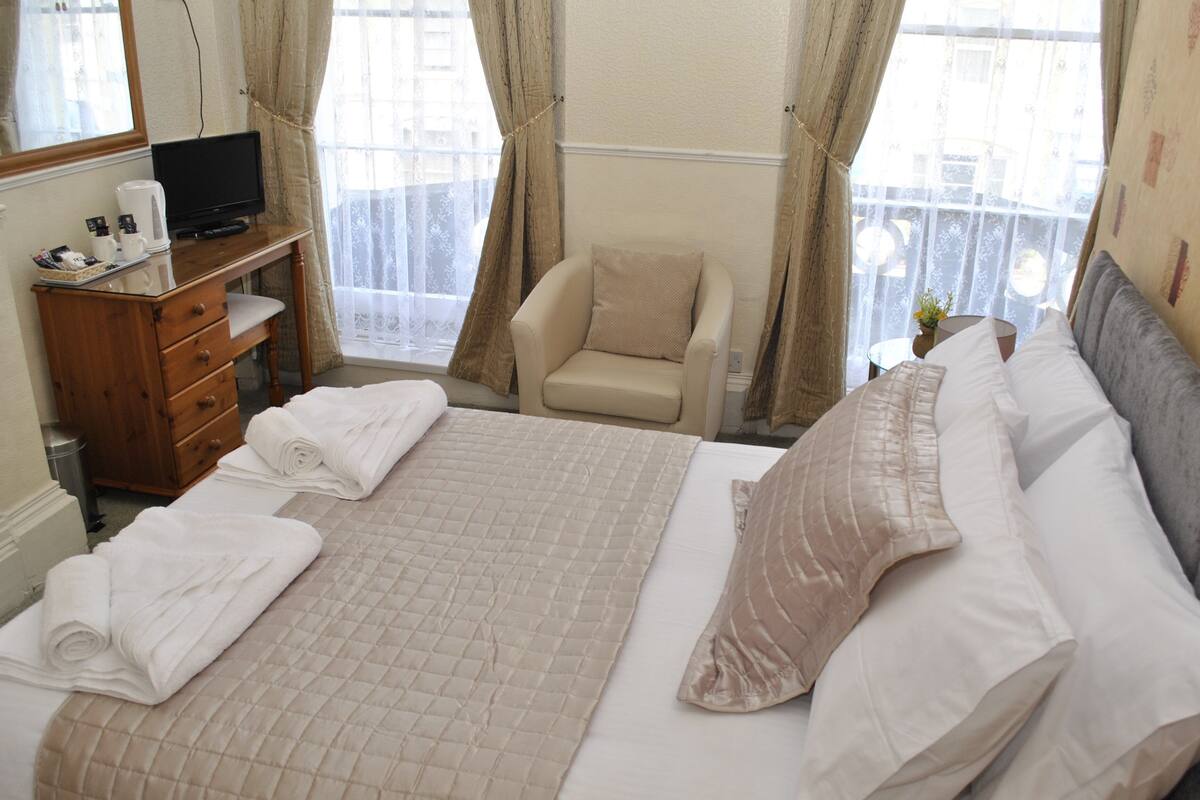 Standard Double Room, Ensuite