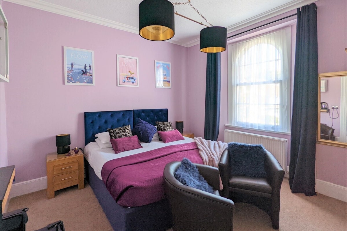 Luxe kamer, 1 twee- of 2 eenpersoonsbedden | Luxe beddengoed, een minibar, individueel gedecoreerd