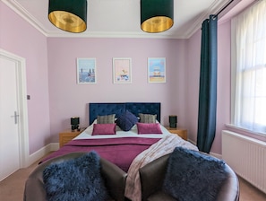 Chambre luxueuse double ou avec lits jumeaux | Literie de qualité, minibar, décor unique, ameublement unique