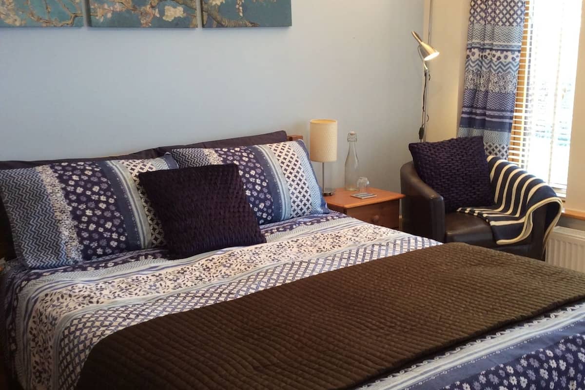 Superior tweepersoonskamer, 1 kingsize bed, niet-roken | Hypoallergeen beddengoed, individueel gedecoreerd