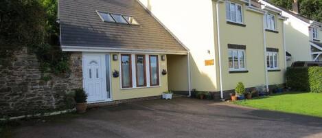 Fachada del alojamiento