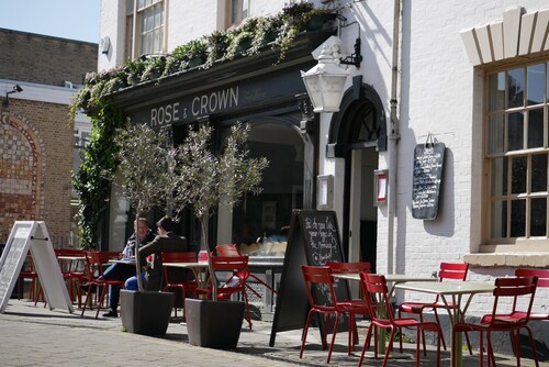 Rose & Crown